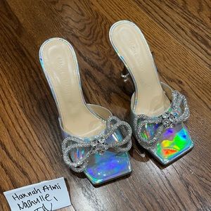 NEW Mach&Mach double bow iridescent heel
